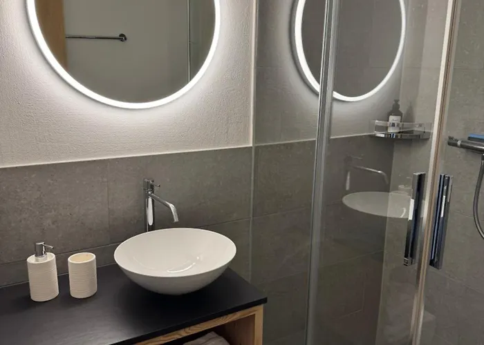 Ustreia Orta B&B 3*