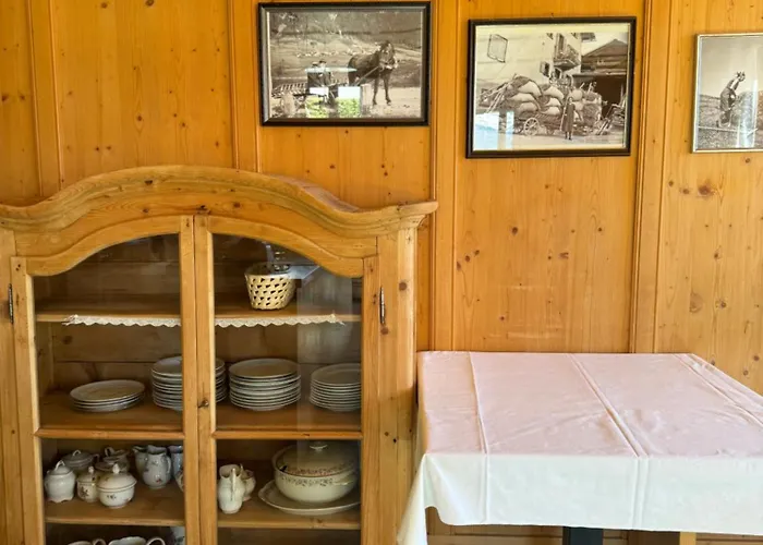 Ustreia Orta Bed & Breakfast 3*