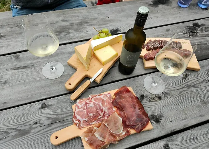 Alojamento de Acomodação e Pequeno-almoço Ustreia Orta Lohn