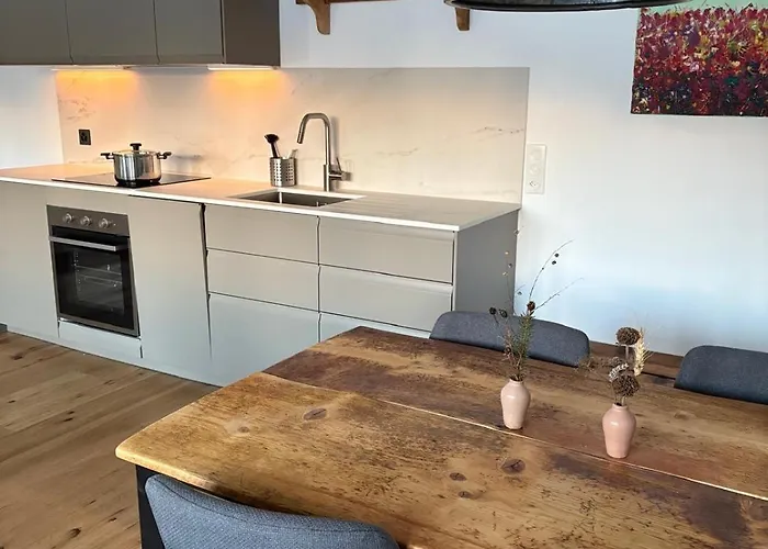 Ustreia Orta 3* Lohn